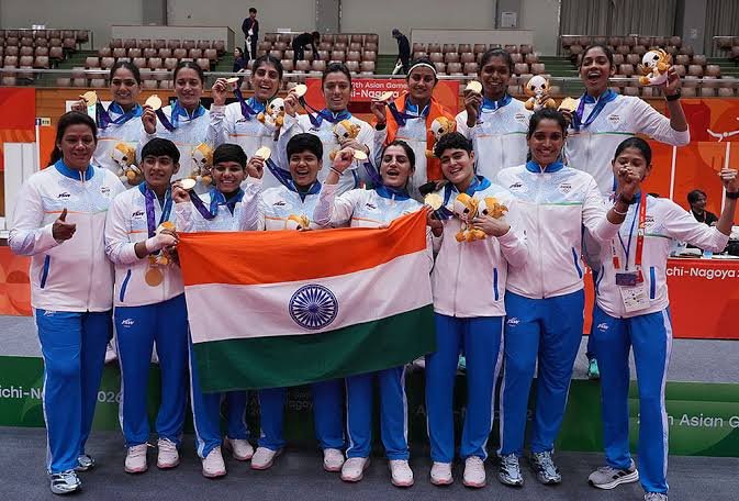 आशियाई क्रीडा स्पर्धा २०२६ मध्ये भारतीय महिलांनी कबड्डीमध्ये इराणचा ३७-३३ ने पराभव करत जिंकले सुवर्णपदक