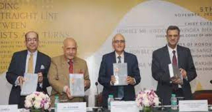 असीम चावला यांच्या 'फाइंडिंग अ स्ट्रेट लाईन बिटवीन ट्विस्ट्स अँड टर्न्स' नावाच्या नवीन पुस्तकाचे प्रकाशन होणार