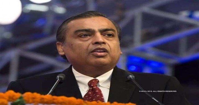 मुकेश अंबानी २०२१ 'हुरुन इंडिया रिच लिस्टमध्ये (Hurun India Rich List)' अव्वल स्थानावर विराजमान