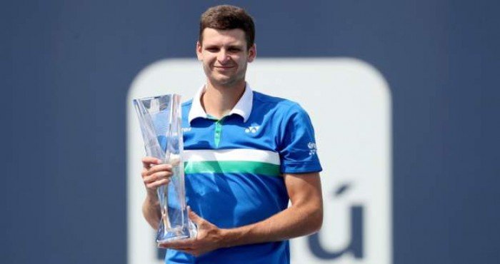 हूरकाझने जिंकले मियामी ओपनचे (Miami Open) विजेतेपद
