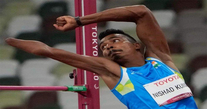 टोकियो पॅरालिम्पिक २०२० मध्ये पुरुषांच्या उंच उडीमध्ये निषाद कुमारने जिंकले रौप्यपदक