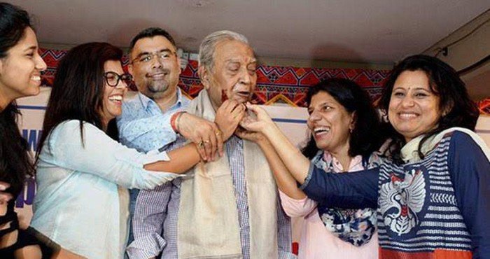 दिग्गज नेमबाजी प्रशिक्षक संजय चक्रवर्ती यांचे दुःखद निधन