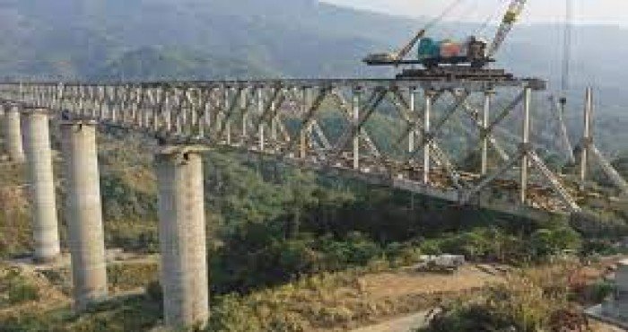भारतीय रेल्वेमार्फत मणिपूरमध्ये जगातील सर्वात उंच घाट रेल्वे पूलाची बांधणी