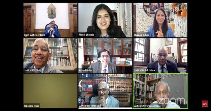 CJI एन. व्ही. रामन्ना यांच्या हस्ते 'अ‍ॅनॉमलीज इन लॉ अँड जस्टीस (Anomalies in Law and Justice)' नावाच्या पुस्तकाचे प्रकाशन