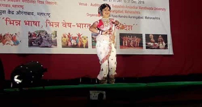 सुमित भाले याने 'आंतरराष्ट्रीय लोककला महोत्सवात' पटकावले सुवर्णपदक