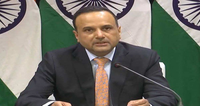 यंदाच्या २०२१ सालच्या प्रजासत्ताक दिनी प्रमुख पाहुणे म्हणून कोणताही परदेशी नेता नाही