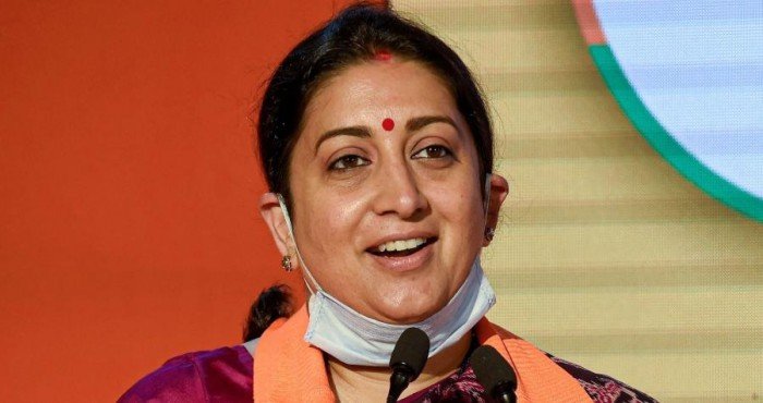 अमेठी येथील स्मृती इराणी यांच्या विजयावरील पुस्तक लवकरच प्रसिद्ध होणार